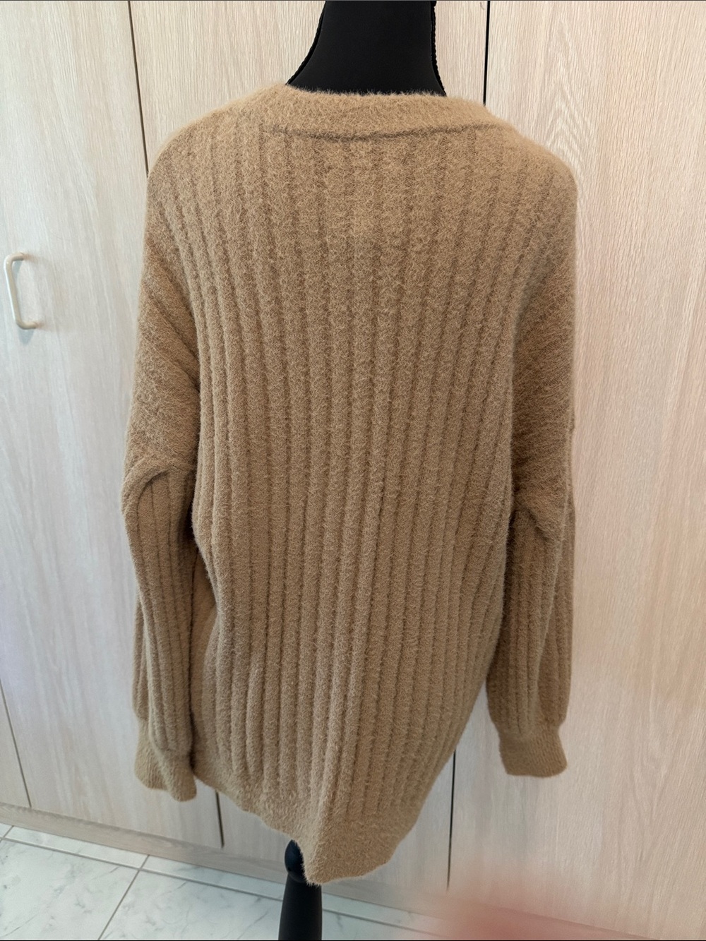 Super soft and Cozy Aerie Oversized Sweater - Picture 4 of 8